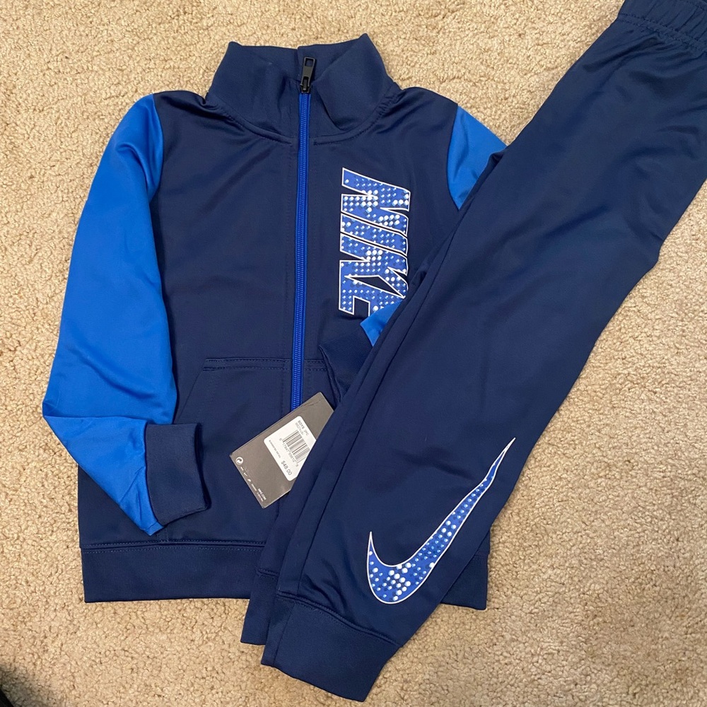 NWT Nike Tracksuit Outfit Sz 6